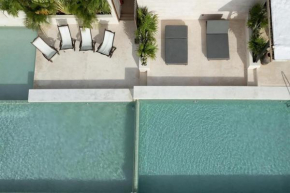 TEQILA Luminous Flat with free Tequila & Rooftop pool Near to the Beach & Cenotes